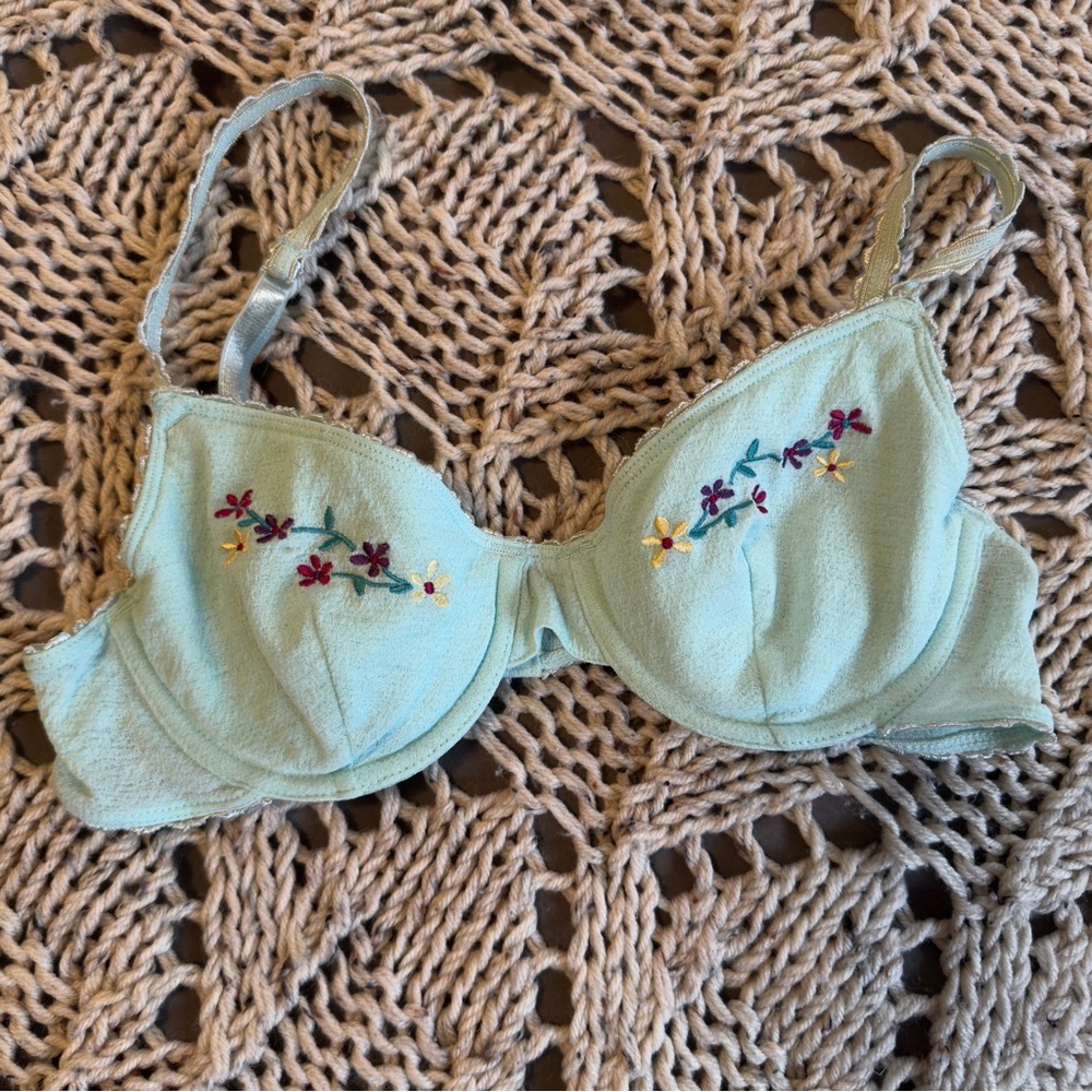 Y2K | Request | Embroidered Light Aqua Underwire Bra - Women Intimates | 34A